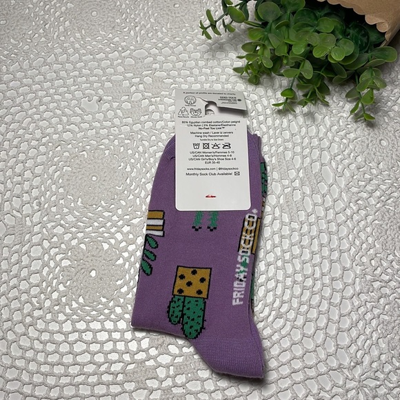 NEW! Friday Sock Co “ Crazy PLANT 🪴 LADY SOCKS - Picture 2 of 6
